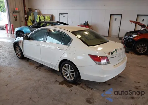 2010 Honda Accord 2.4 Lx from USA, damaged, VIN 1HGCP2F32AA079013